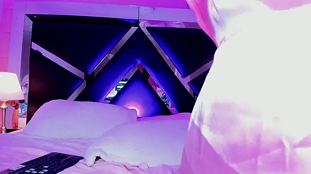 Snapshot of Andrex_Joness chatting on 01/30/25, 06:24 Andrex Joness online show from 01/30/25, 06:24