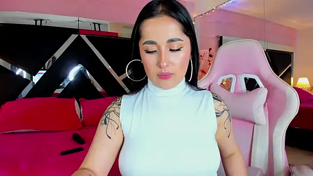 Snapshot of Andrex_Joness chatting on 03/22/25, 03:41 Andrex Joness online show from 03/22/25, 03:41