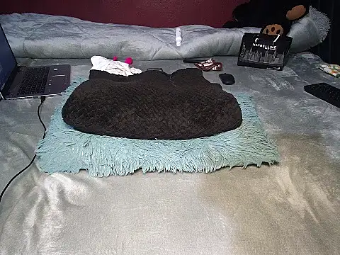 Snapshot of Finito_cutie chatting on 11/06/25, 06:09 Finito cutie online show from 11/06/25, 06:09