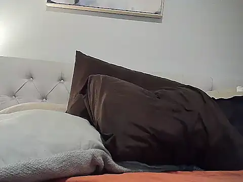 CaramelDipper online show from 02/06/25, 02:04