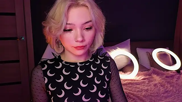 SandraBoyl online show from 02/06/25, 01:16