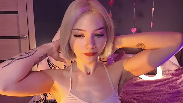 SandraBoyl online show from 02/21/25, 01:11