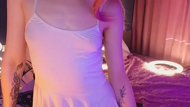 SandraBoyl online show from 02/21/25, 04:18