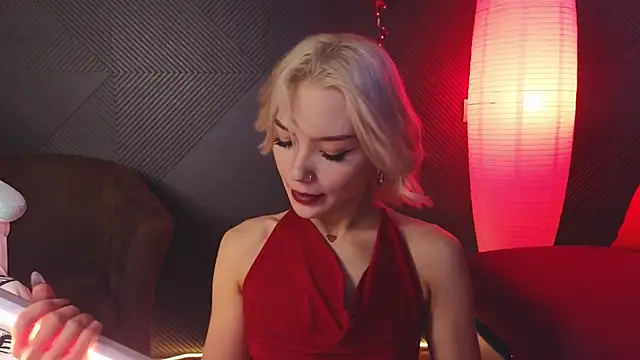 SandraBoyl online show from 02/25/25, 04:14