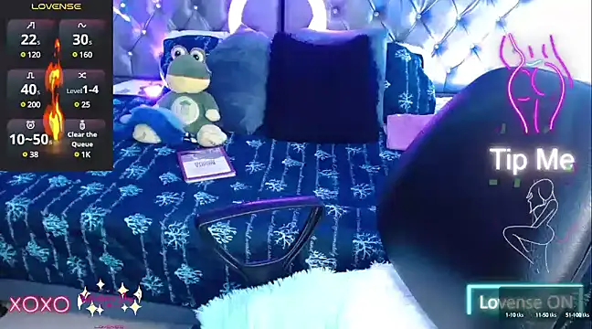 Snapshot of NatalieHarris chatting on 03/09/25, 07:37 NatalieHarris online show from 03/09/25, 07:37