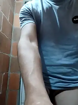 Snapshot of Rejy1992 chatting on 10/11/25, 04:33 Rejy1992 online show from 10/11/25, 04:33