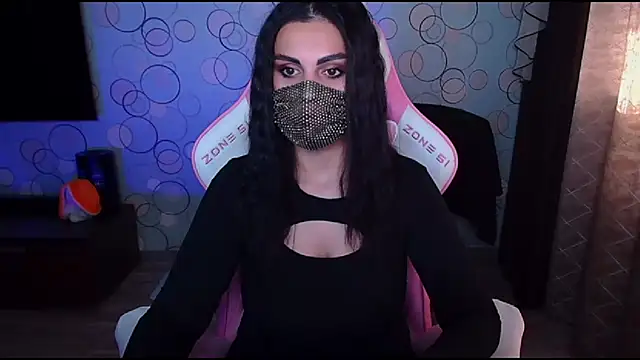 Snapshot of __Yasmina__ chatting on 10/03/25, 05:26   Yasmina   online show from 10/03/25, 05:26