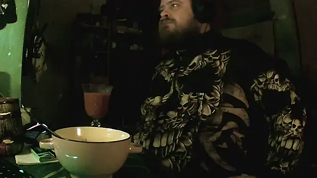 Snapshot of perversalus chatting on 01/26/25, 08:13 perversalus online show from 01/26/25, 08:13