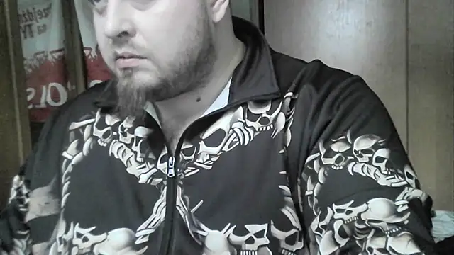 Snapshot of perversalus chatting on 02/15/25, 01:27 perversalus online show from 02/15/25, 01:27