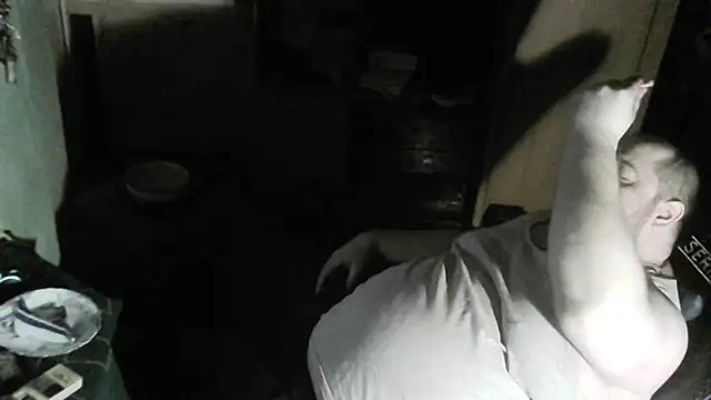 Snapshot of perversalus chatting on 02/25/25, 06:42 perversalus online show from 02/25/25, 06:42