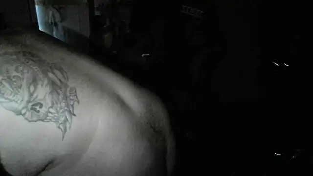 Snapshot of perversalus chatting on 03/11/25, 05:27 perversalus online show from 03/11/25, 05:27