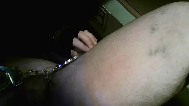 Snapshot of perversalus chatting on 12/05/25, 04:43 perversalus online show from 12/05/25, 04:43