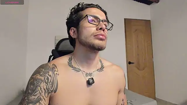 LucianSinclair online show from 05/22/26, 01:24
