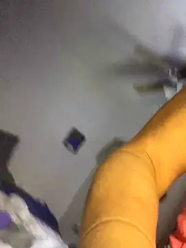 Snapshot of Everlyrose27 chatting on 12/05/24, 08:55 Everlyrose27 online show from 12/05/24, 08:55