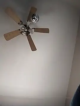 Everlyrose27 online show from 01/12/26, 05:40