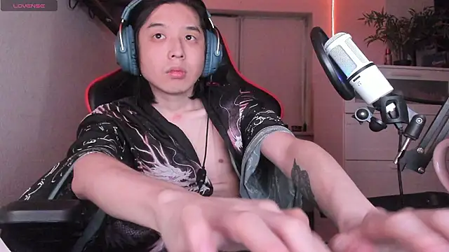 wexlee7 online show from 02/08/26, 09:40