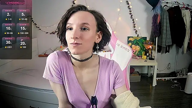 Snapshot of Violet_Veliya chatting on 11/09/25, 05:11 Violet Veliya online show from 11/09/25, 05:11