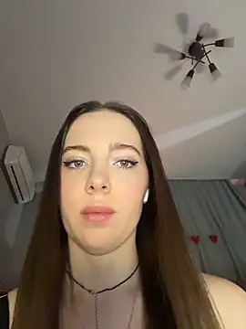 -SweetDi- online show from 02/13/26, 07:21