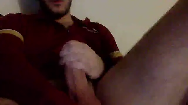 Snapshot of mainnrd chatting on 12/12/24, 02:48 mainnrd online show from 12/12/24, 02:48