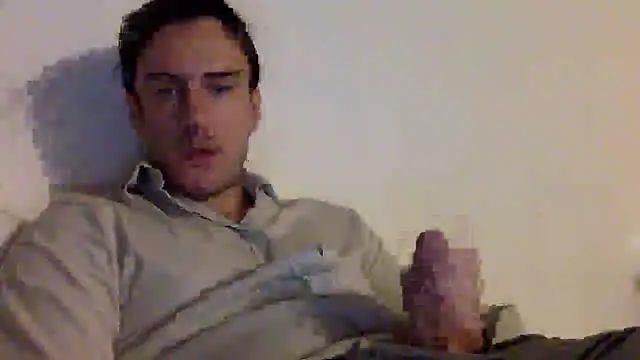 Snapshot of mainnrd chatting on 01/02/25, 04:30 mainnrd online show from 01/02/25, 04:30