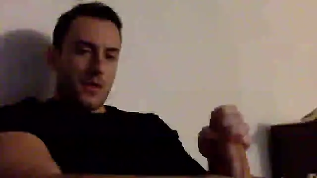 Snapshot of mainnrd chatting on 01/20/25, 03:28 mainnrd online show from 01/20/25, 03:28