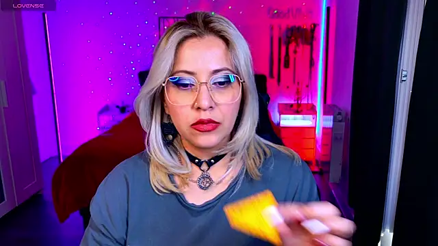 blackwidow s1 online show from 04/18/26, 05:50