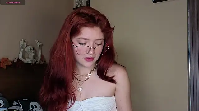 Snapshot of Ivanna_Diamon chatting on 10/26/25, 05:19 Ivanna Diamon online show from 10/26/25, 05:19