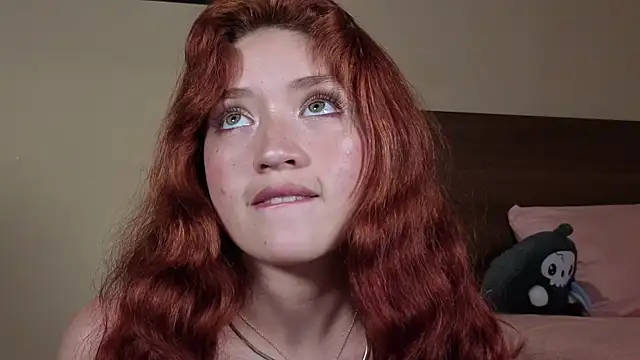 Snapshot of Ivanna_Diamon chatting on 11/27/25, 02:13 Ivanna Diamon online show from 11/27/25, 02:13