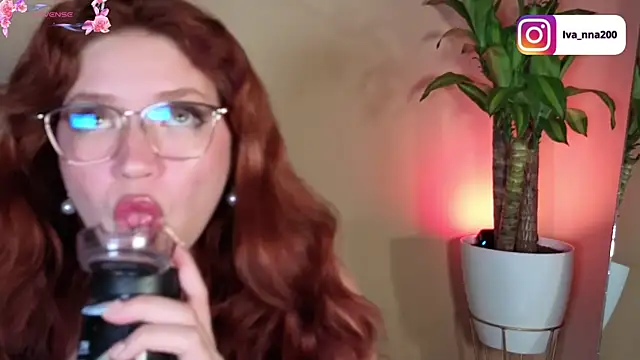 Snapshot of Ivanna_Diamon chatting on 02/20/26, 02:08 Ivanna Diamon online show from 02/20/26, 02:08