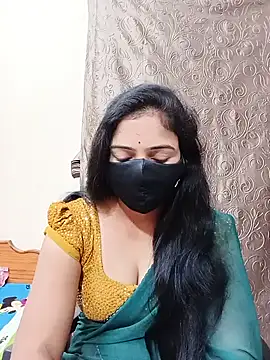 Snapshot of Keerthi-Telugu chatting on 11/19/25, 05:18 Keerthi-Telugu online show from 11/19/25, 05:18