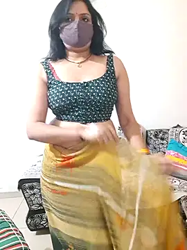 Snapshot of khushikhushi chatting on 02/24/25, 05:53 khushikhushi online show from 02/24/25, 05:53