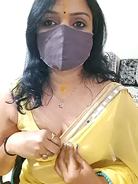 Snapshot of khushikhushi chatting on 02/26/25, 04:56 khushikhushi online show from 02/26/25, 04:56