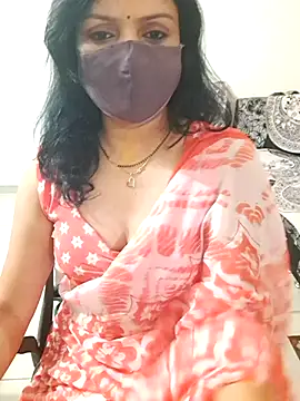 Snapshot of khushikhushi chatting on 03/08/25, 05:43 khushikhushi online show from 03/08/25, 05:43