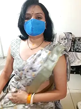 Snapshot of khushikhushi chatting on 10/02/25, 06:15 khushikhushi online show from 10/02/25, 06:15