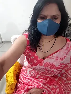 Snapshot of khushikhushi chatting on 05/18/26, 05:19 khushikhushi online show from 05/18/26, 05:19