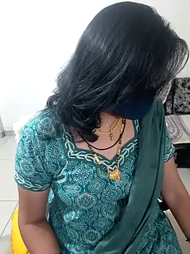 Snapshot of khushikhushi chatting on 06/29/26, 05:57 khushikhushi online show from 06/29/26, 05:57