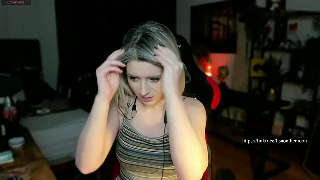 Lisaonthemoon online show from 03/11/25, 05:35