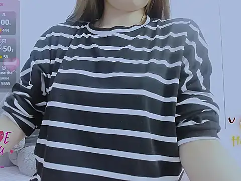 Linh diudang online show from 11/28/25, 02:36