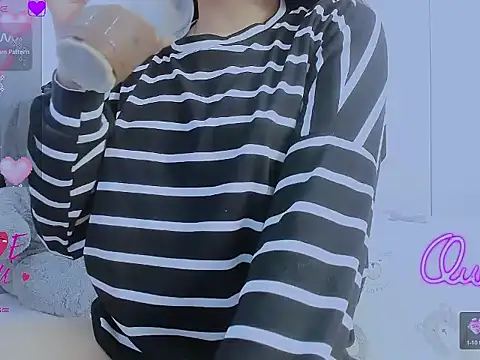 Snapshot of Linh_diudang chatting on 02/02/26, 02:21 Linh diudang online show from 02/02/26, 02:21