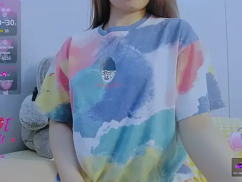 Linh diudang online show from 04/19/26, 02:22