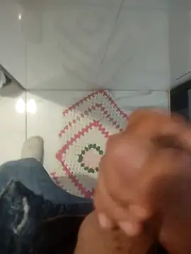 Snapshot of dredre1069 chatting on 01/13/26, 07:30 dredre1069 online show from 01/13/26, 07:30