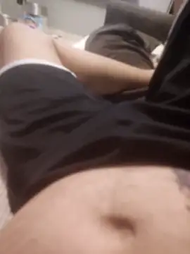 Snapshot of dredre1069 chatting on 03/16/26, 01:44 dredre1069 online show from 03/16/26, 01:44