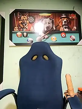 Snapshot of real_fenix chatting on 10/31/25, 10:11 real fenix online show from 10/31/25, 10:11