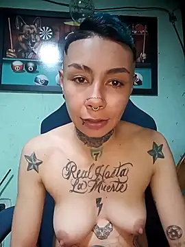 Snapshot of real_fenix chatting on 11/13/25, 07:13 real fenix online show from 11/13/25, 07:13