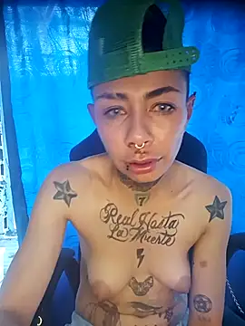 Snapshot of real_fenix chatting on 11/30/25, 09:30 real fenix online show from 11/30/25, 09:30