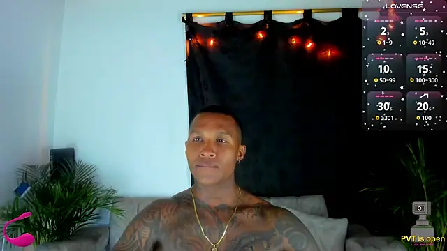 esteveen ortegas  online show from 09/10/25, 07:19