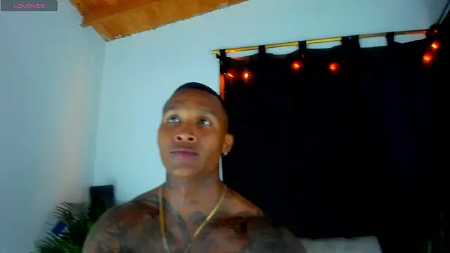 esteveen ortegas  online show from 09/18/25, 07:32