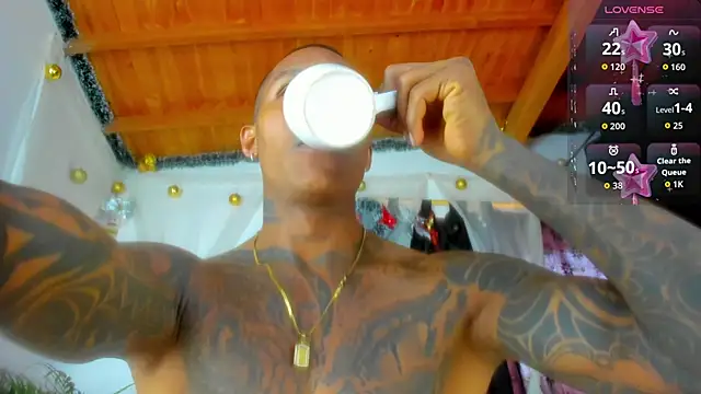 esteveen ortegas  online show from 03/05/26, 05:42