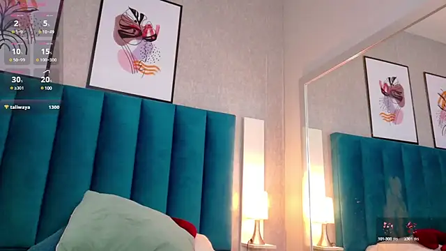 Snapshot of CheneellLorens chatting on 02/05/25, 11:28 CheneellLorens online show from 02/05/25, 11:28