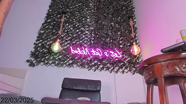 Snapshot of Brianna_Stars chatting on 03/22/25, 08:26 Brianna Stars online show from 03/22/25, 08:26